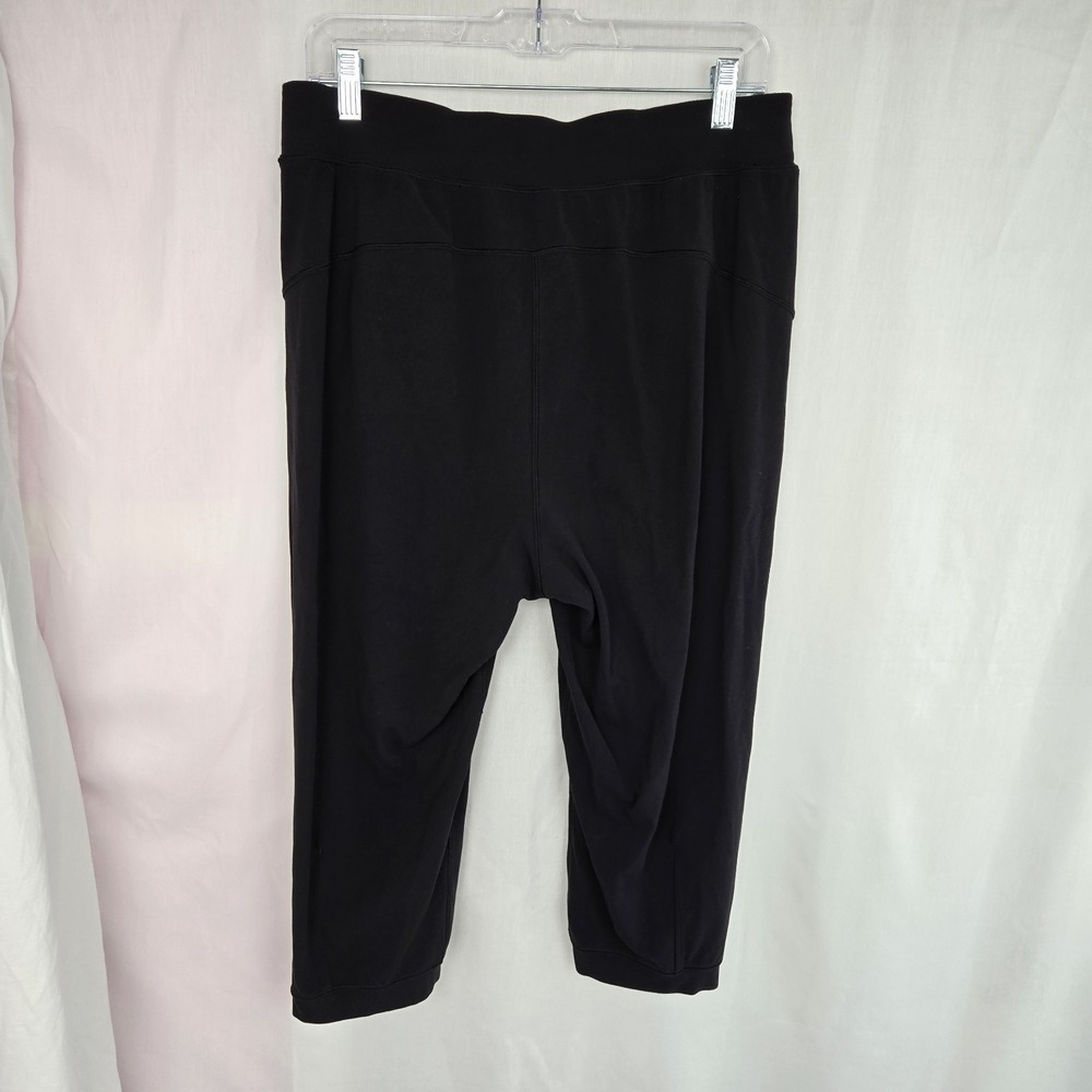 Lululemon Black Nulu Capri Loose Jogger Cropped Pants Pockets Size 10 Athleisure